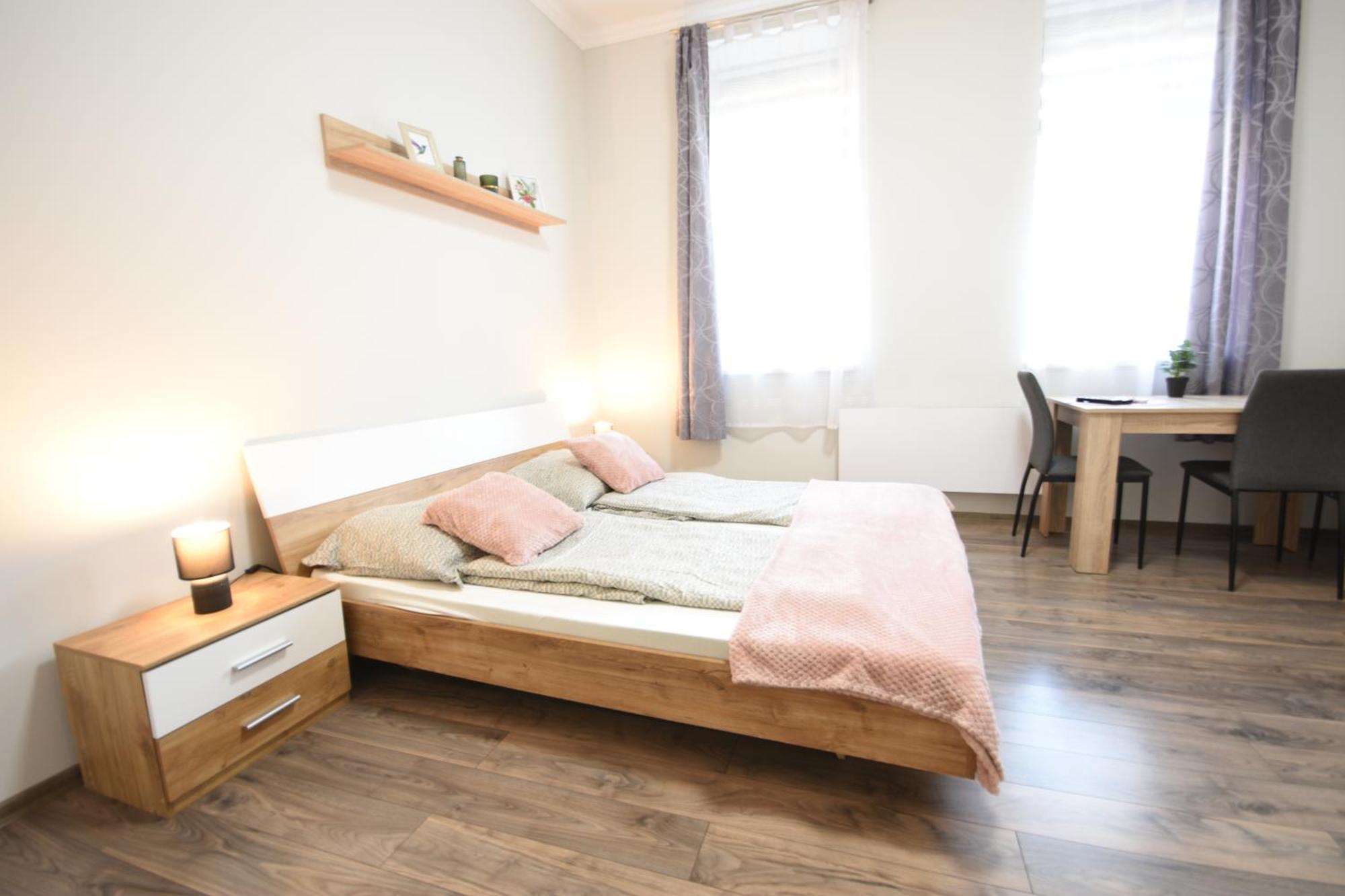 Kolibri Apartman - Makó Екстериор снимка
